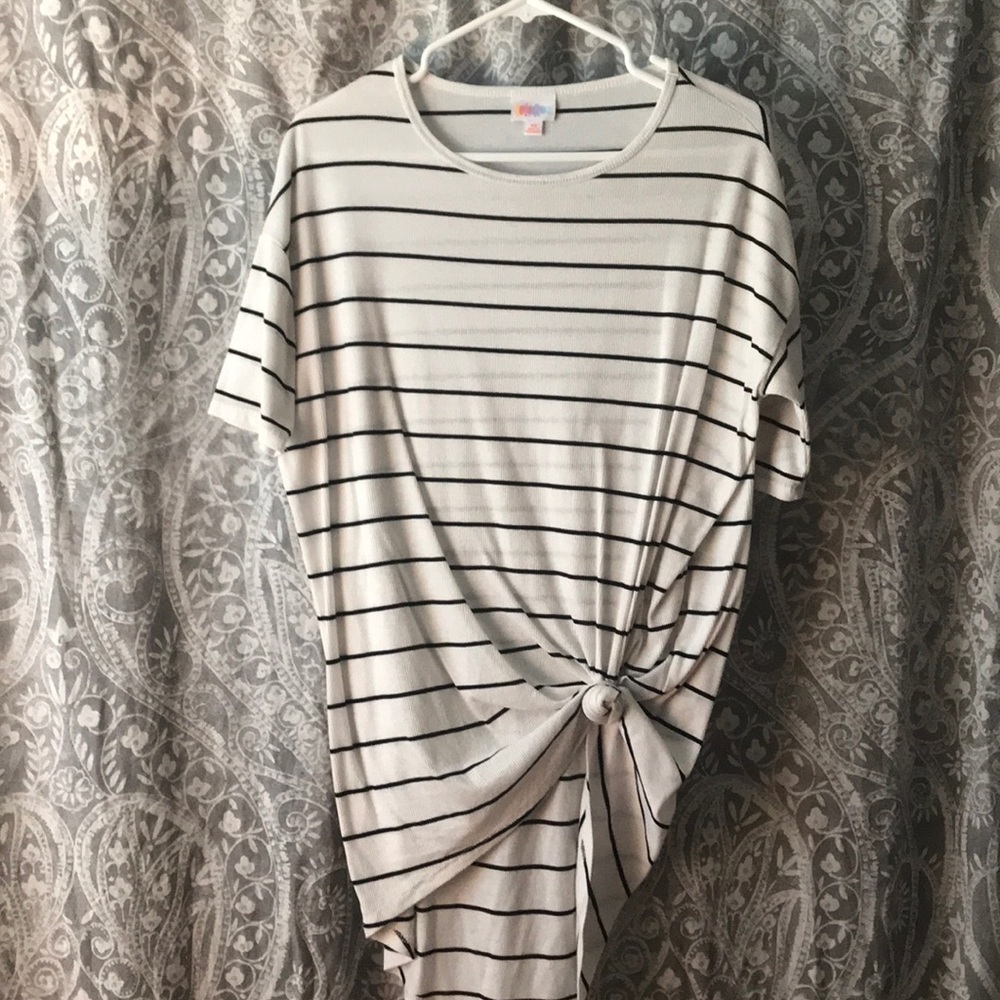 Like new striped LuLaRoe Irma